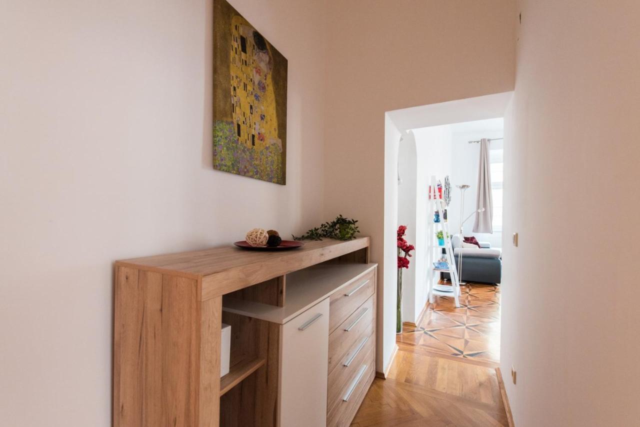 Belvedere Central Apartment Viyana Dış mekan fotoğraf